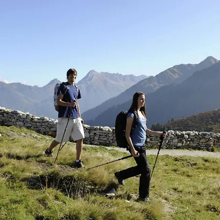 Daire In Near Lifts *